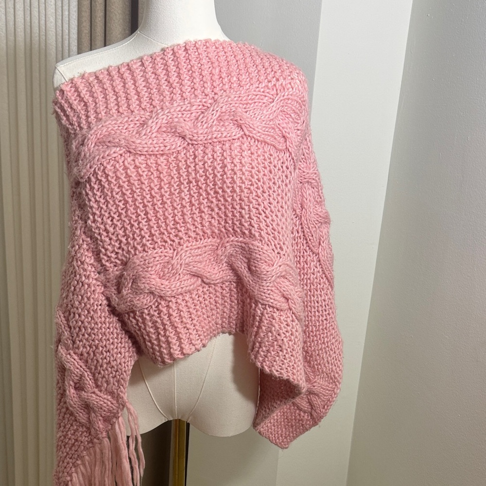 Elegant Pink Knit Poncho